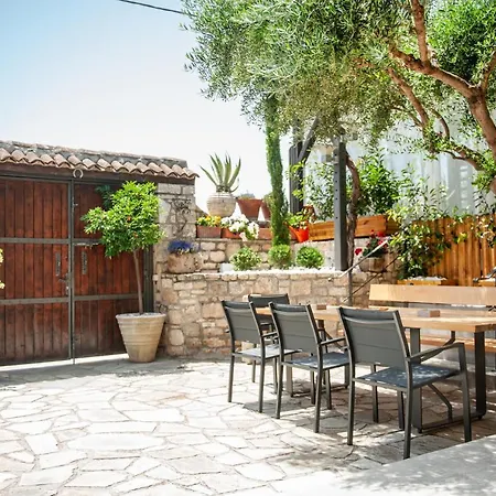 La Strada ヴィラ *