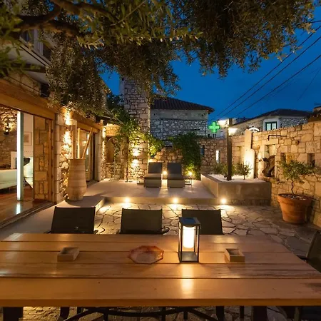 ヴィラ La Strada アフィトス